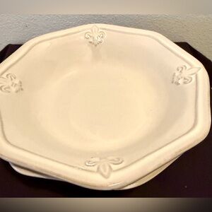 2 Better Homes & Gardens “Country Crest” 8.75” bowls.